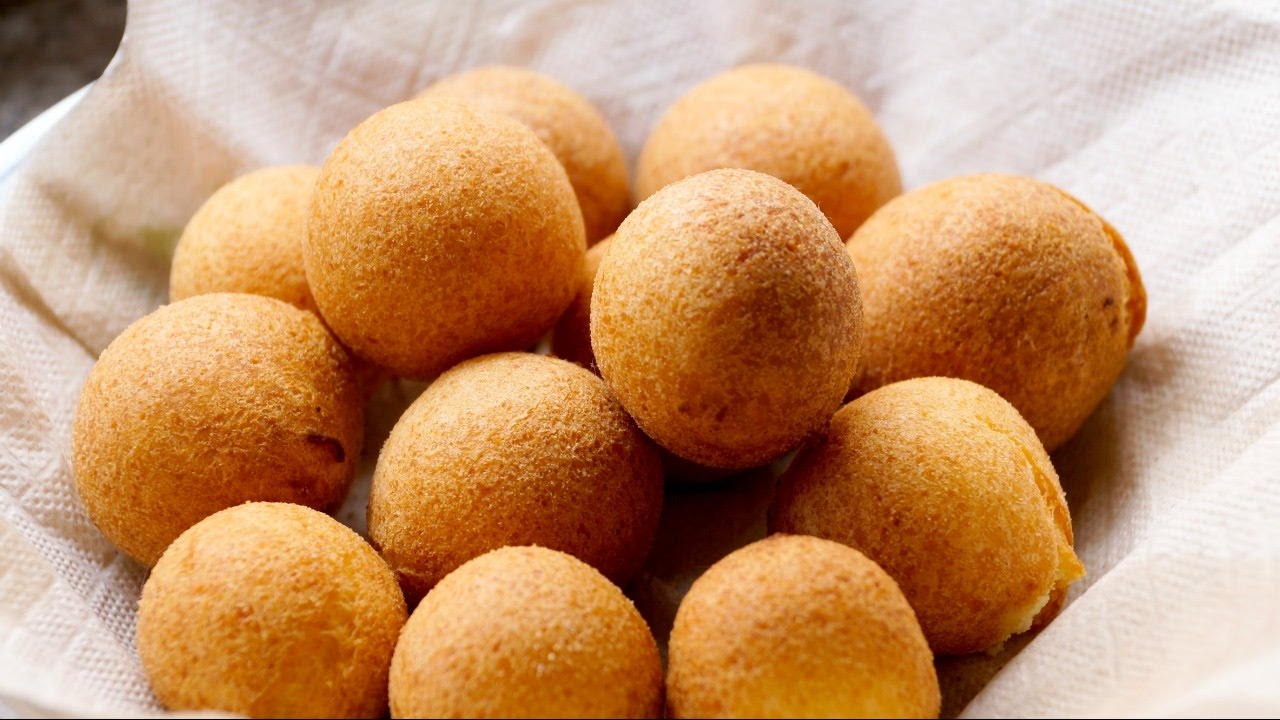 Bunuelos colombianos colombian cheese fritters